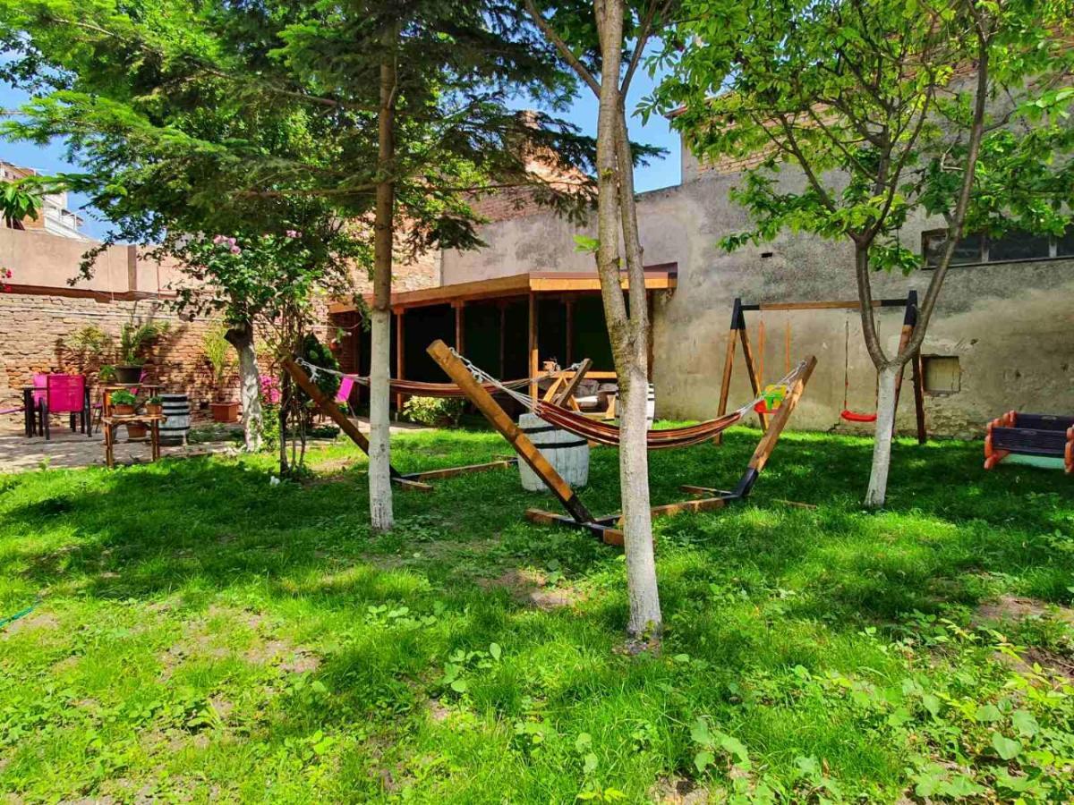 House With Garden Hotel Pomorie Eksteriør billede